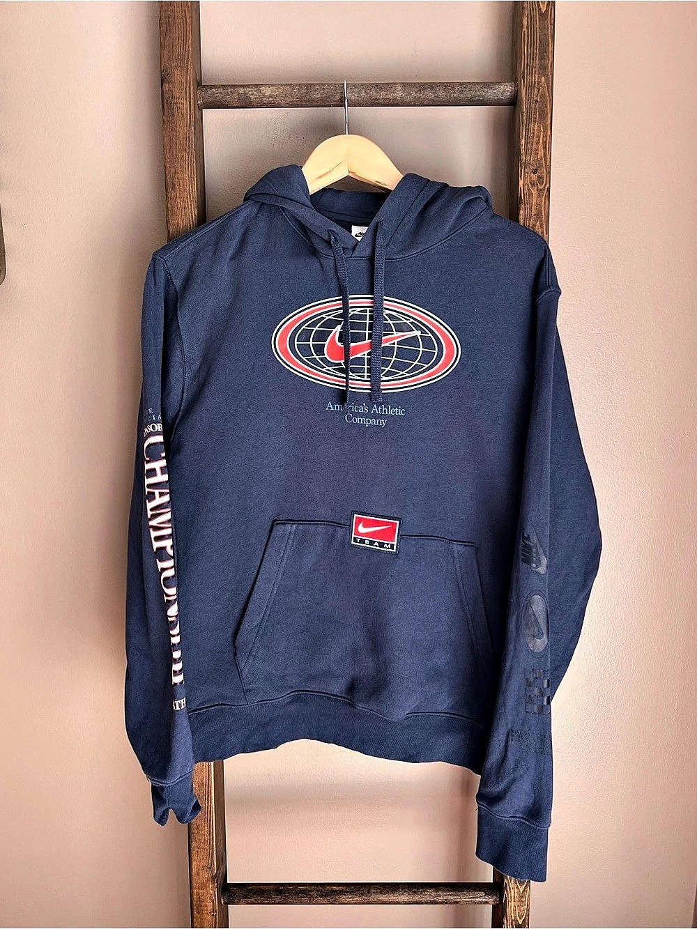 Nike Sportswear Club Fleece Hoodie Men's Cotton Blend Hoodie Size M